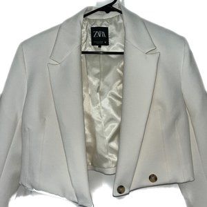 Ivory White Cropped Blazerr